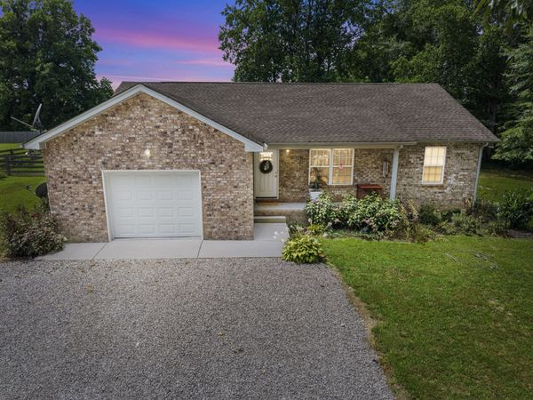 1223 Ab Wade Rd, Portland, TN 37148