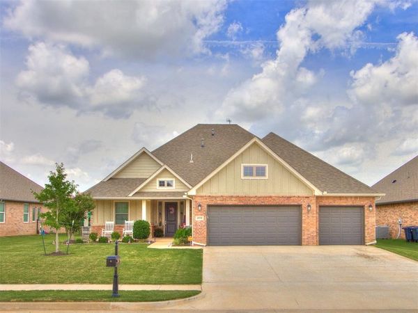 4930 Deerfield Avenue, Enid, OK 73703