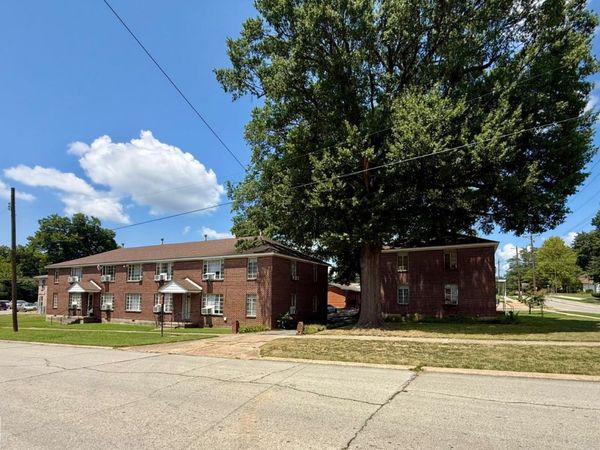 1009 Flint Street, Jonesboro, AR 72401
