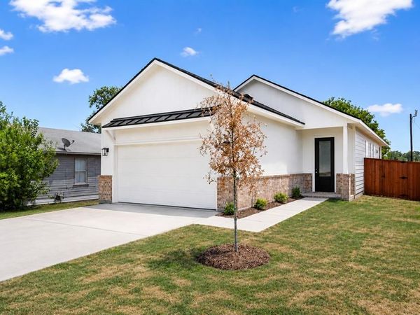 204 3rd Street , Hillsboro, TX 76645