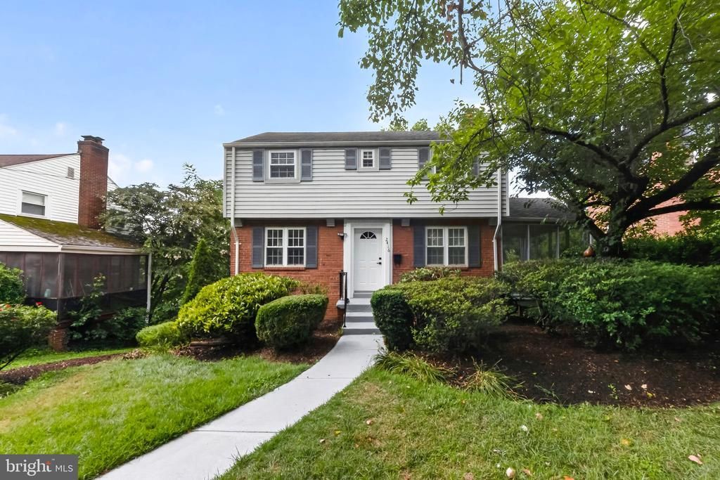 2416 LAKE AVENUE , LANDOVER, MD 20785