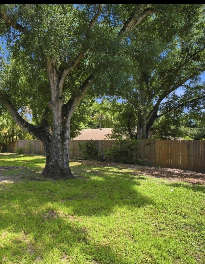 5717 E 11th Street E, Bradenton, FL 34203 Photo