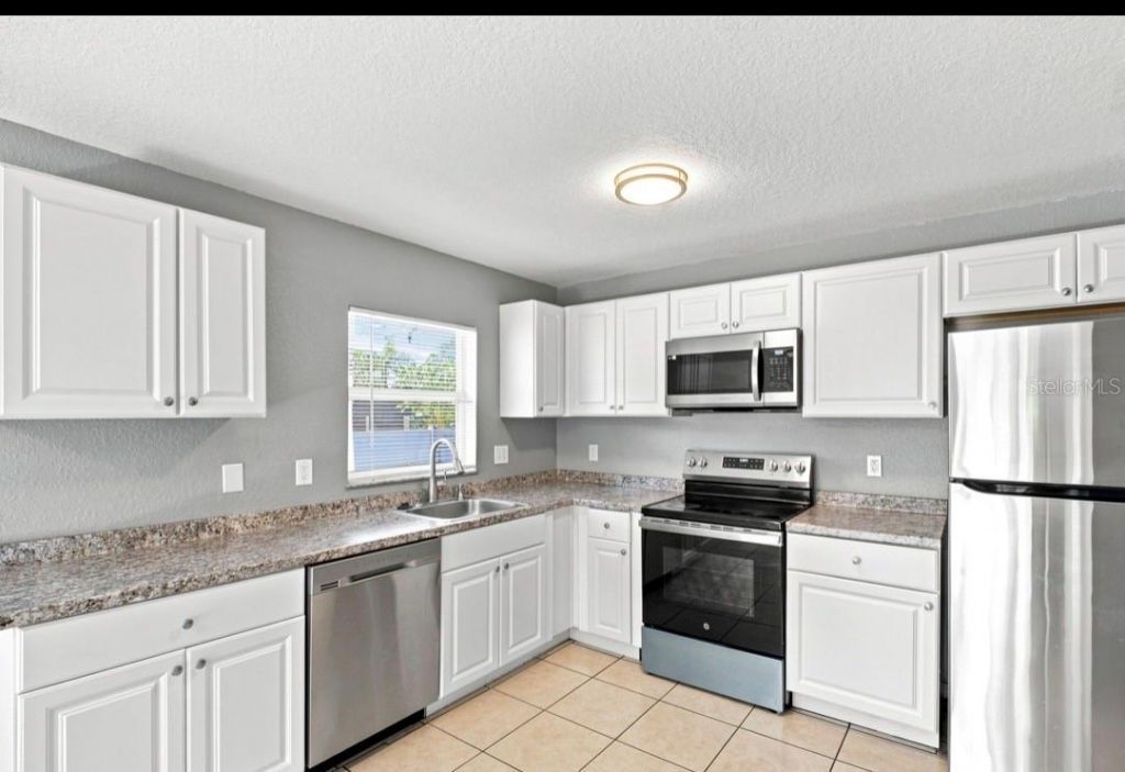 5717 E 11th Street E, Bradenton, FL 34203 Photo