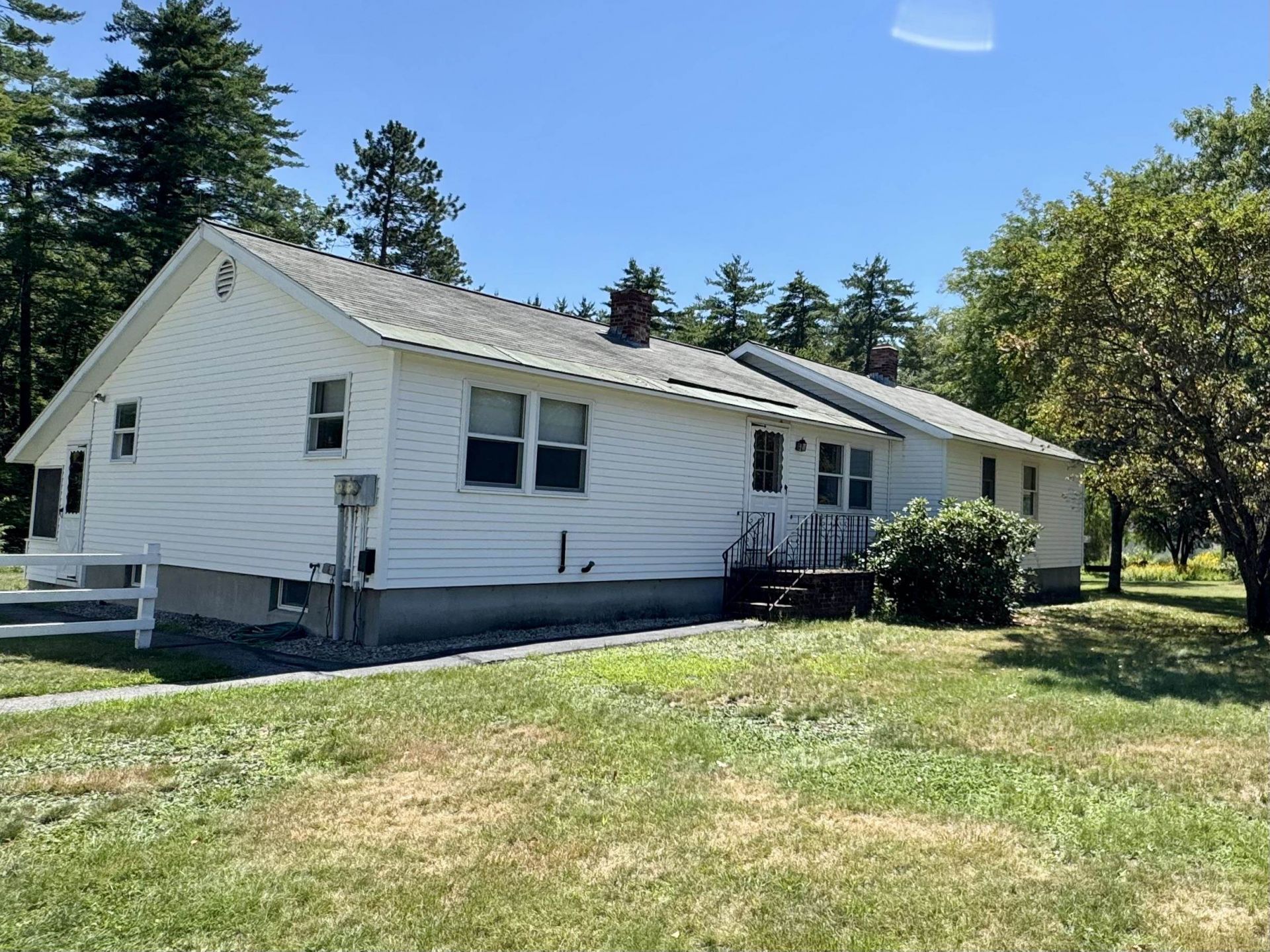2046 Village Road, Madison, NH 03849 Main Photo