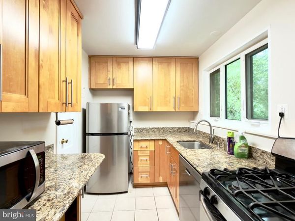 10311 MONTROSE AVENUE, Unit 202, BETHESDA, MD 20814