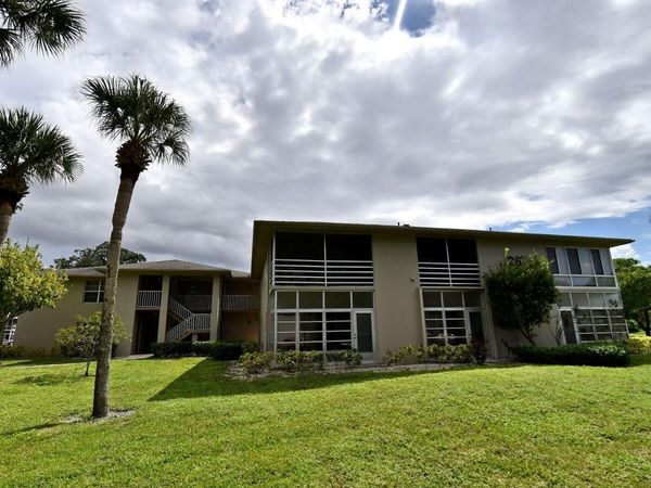 26 Lake Vista Trail, Unit 107, Port Saint Lucie, FL 34952