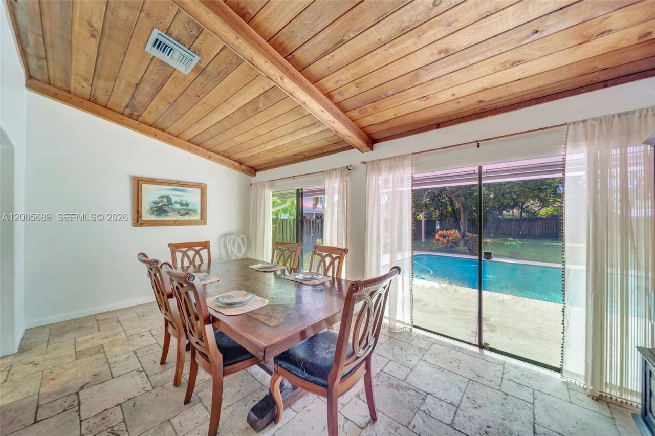 620 E Plantation Cir, Plantation, FL 33324 Photo