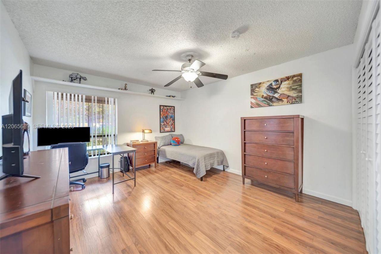 620 E Plantation Cir, Plantation, FL 33324 Photo