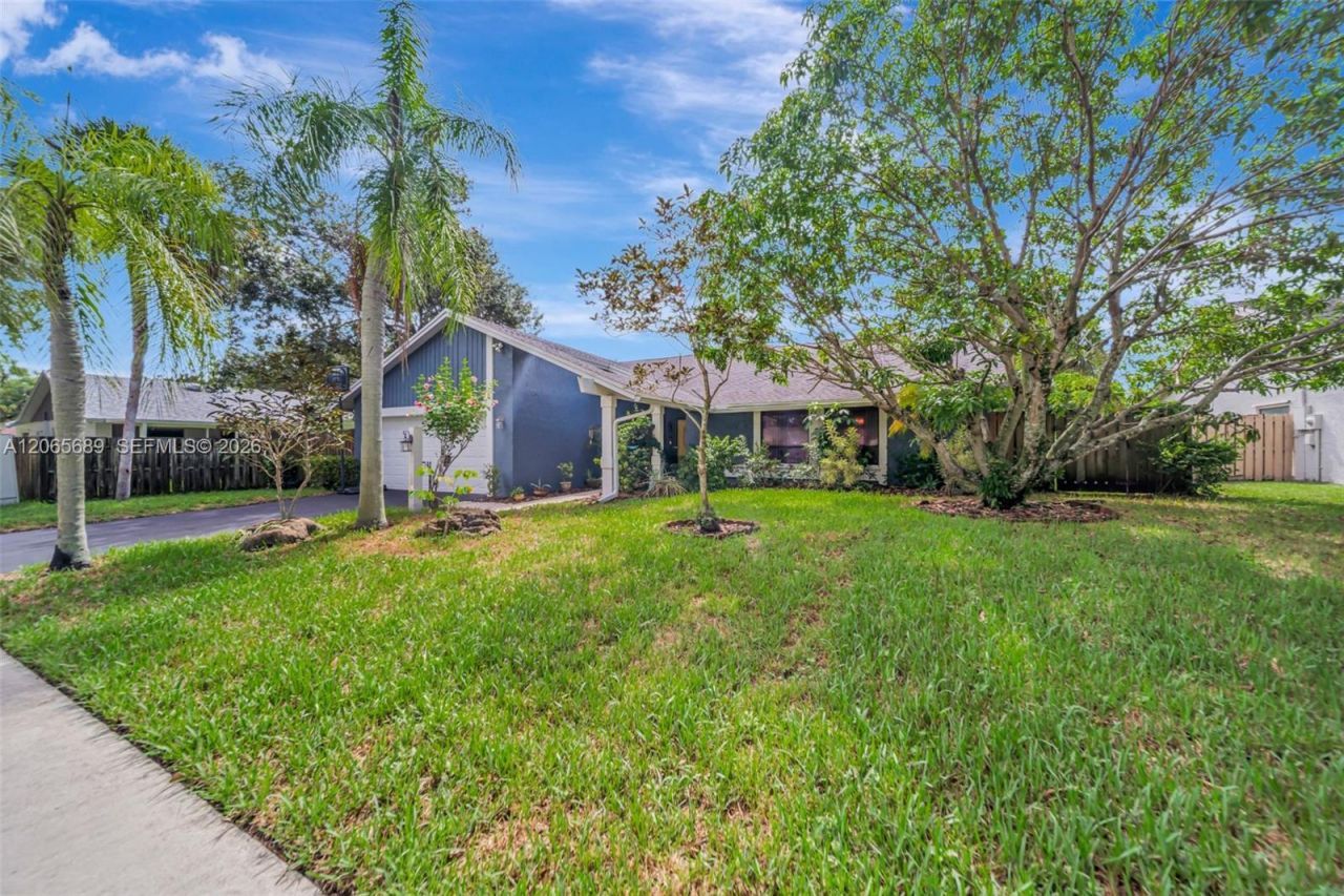 620 E Plantation Cir, Plantation, FL 33324 Photo