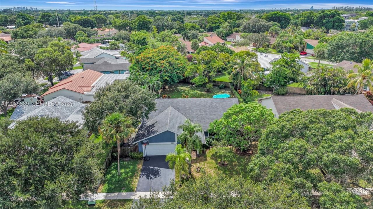 620 E Plantation Cir, Plantation, FL 33324 Photo