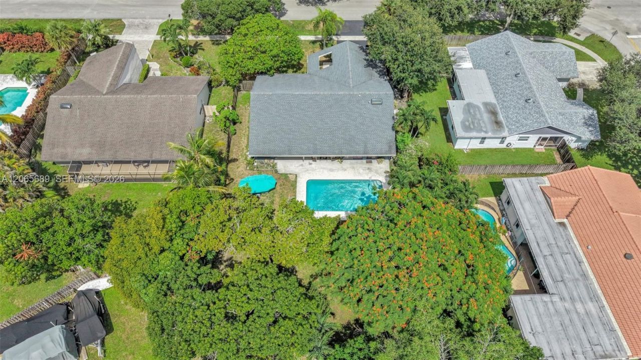 620 E Plantation Cir, Plantation, FL 33324 Photo