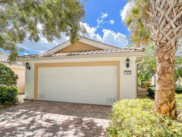 11830 DELFINA LANE , ORLANDO, FL 32827