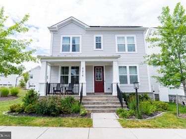 41914 SPRING AIR DRIVE, BRAMBLETON, VA 20148
