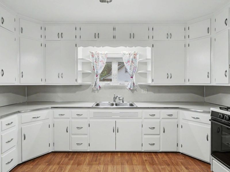 2255 Harrisburg Pike, Grove City, OH 43123 Photo 18