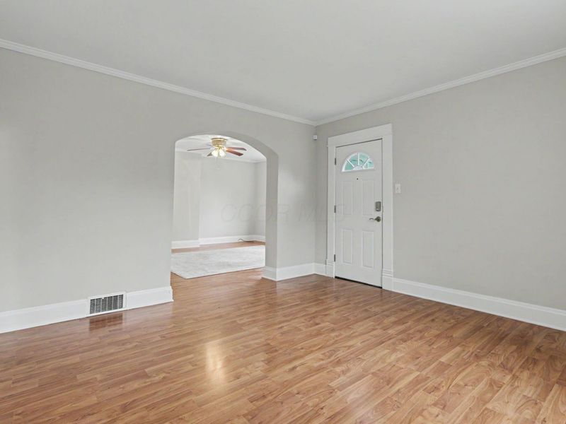 2255 Harrisburg Pike, Grove City, OH 43123 Photo 9