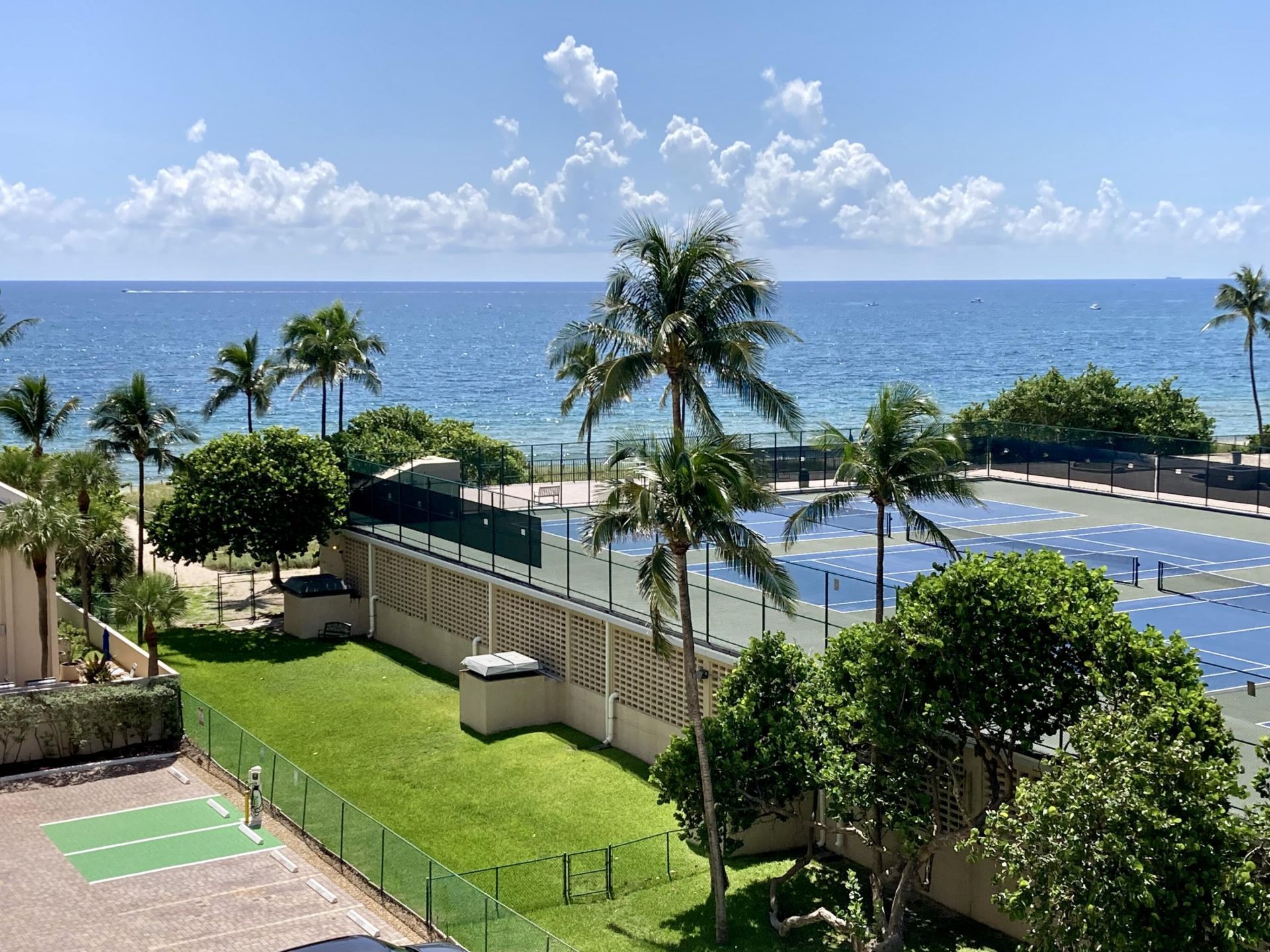 5200 N Ocean Boulevard, Unit 615, Lauderdale by the Sea, FL 33308 Photo