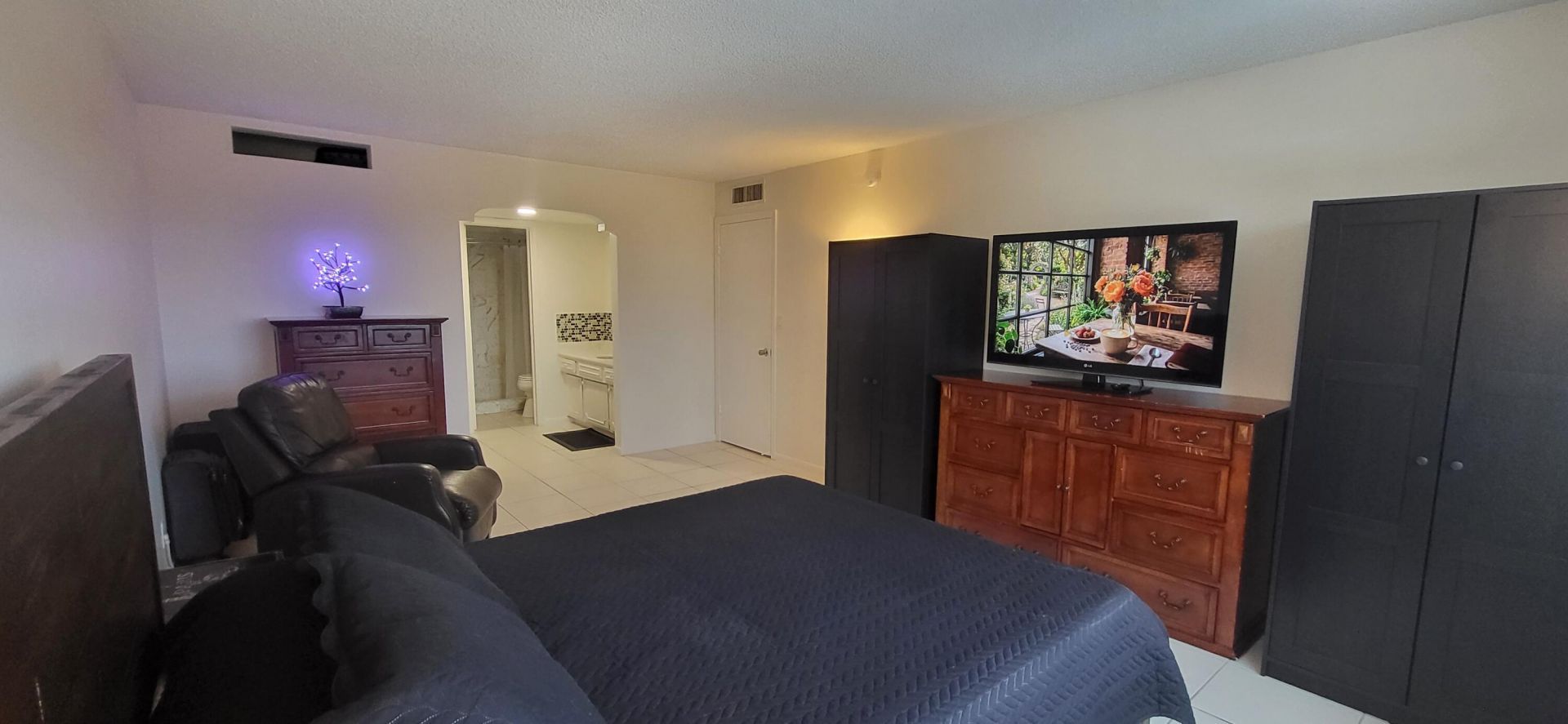 5200 N Ocean Boulevard, Unit 615, Lauderdale by the Sea, FL 33308 Photo