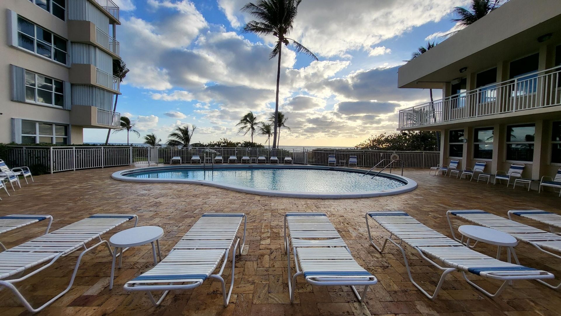 5200 N Ocean Boulevard, Unit 615, Lauderdale by the Sea, FL 33308 Photo