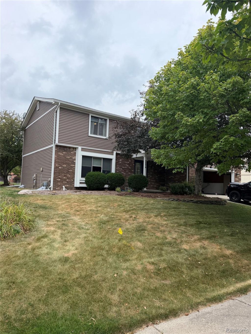 25979 Petros Boulevard, Novi, Mi 48375 Main Photo