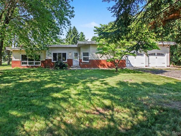 7800 W Sharpe Road , Handy Township, Mi 48836