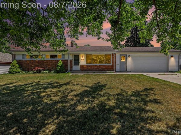 3728 Shoals Street, Waterford Township, Mi 48329