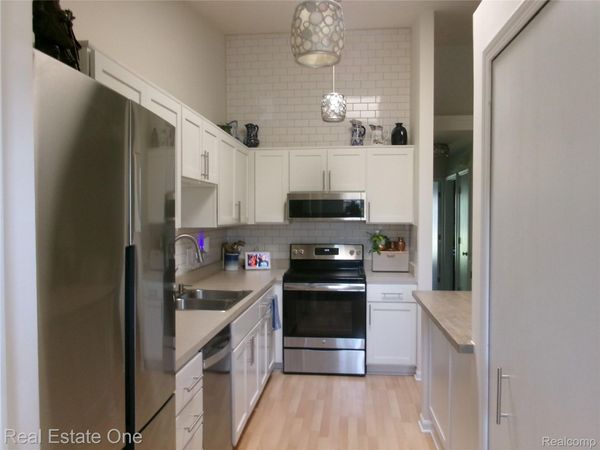 62622 RALEIGH COURT , Unit 3, South Lyon, Mi 48178