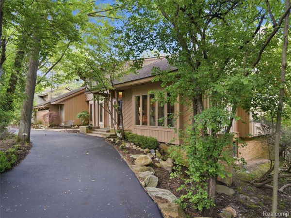 4751 Rolling Ridge Road , West Bloomfield Township, Mi 48323