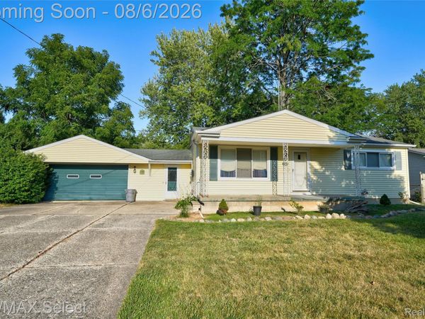 4367 Ashlawn Drive, Flint Township, Mi 48507