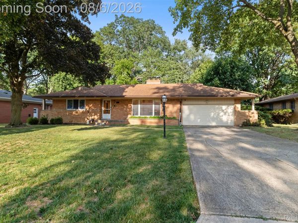 25136 Acacia Street, Southfield, Mi 48033
