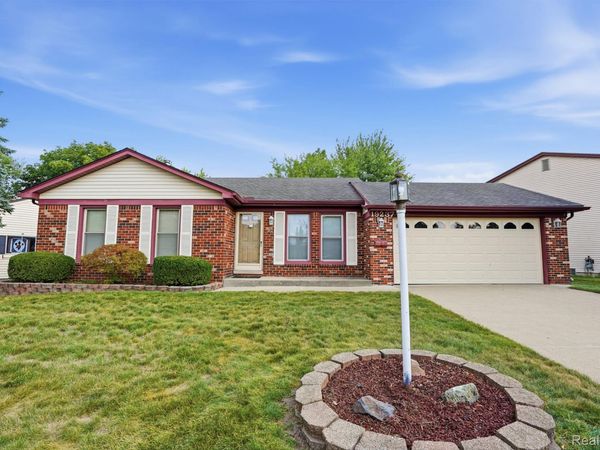 19237 Arlington Drive, Woodhaven, Mi 48183