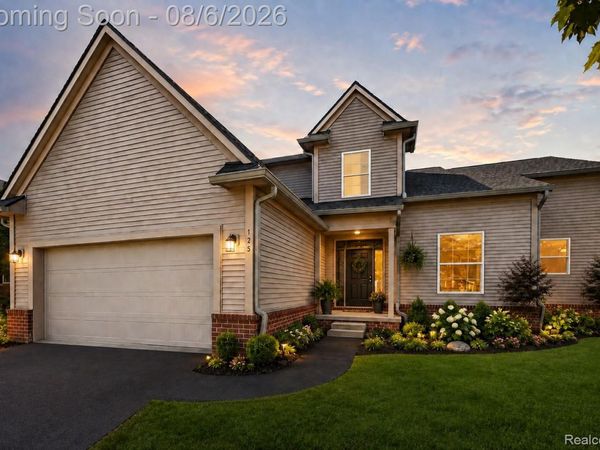 125 Ridge Field Court, Oxford Township, Mi 48371