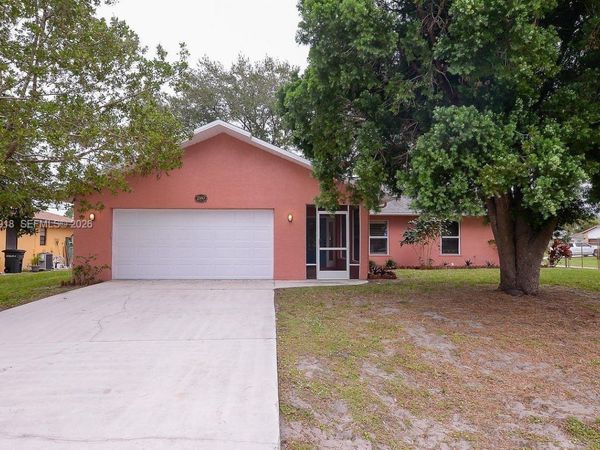 2585 SW Cameo Blvd , Port St. Lucie, FL 34953