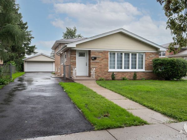 6127 W 79th Place , Burbank, IL 60459