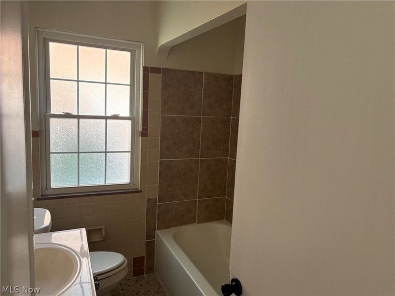 1211 Tuxedo Avenue, Parma, OH 44134 Photo 9