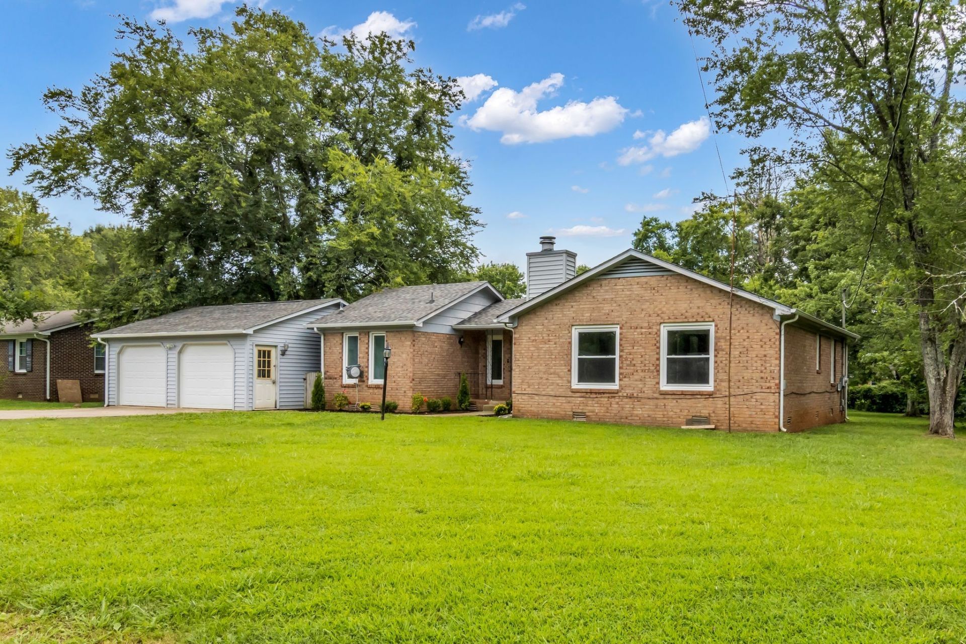 2673 Cotton Ct Murfreesboro, TN 37129
