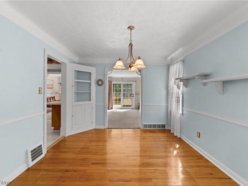 7051 Parma Park Boulevard, Parma Heights, OH 44130 Photo 13