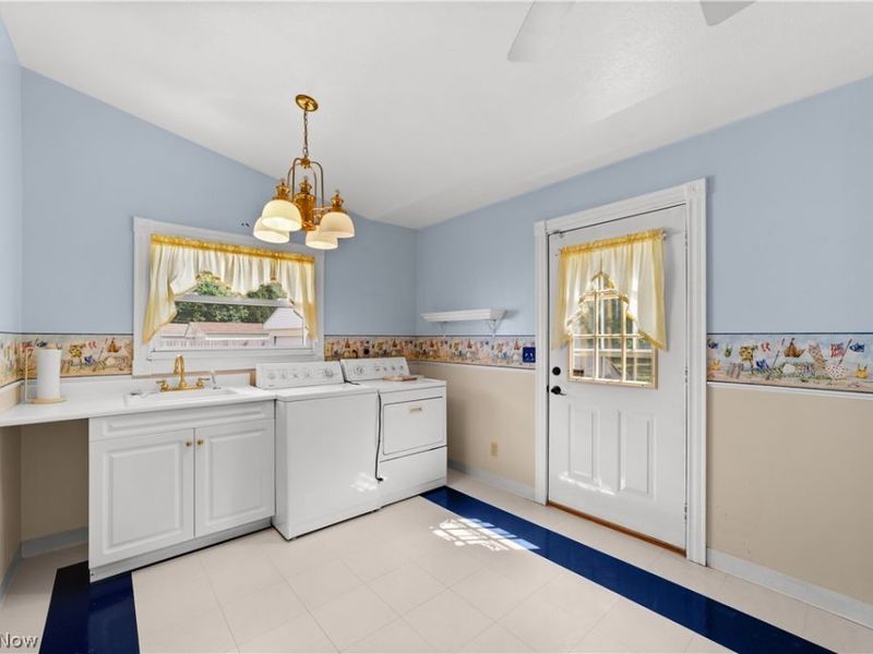 7051 Parma Park Boulevard, Parma Heights, OH 44130 Photo 24