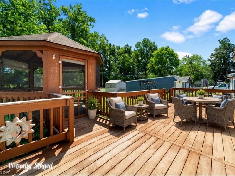 7051 Parma Park Boulevard, Parma Heights, OH 44130 Photo 6