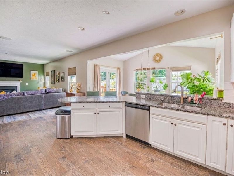 1578 Westover Drive, Willoughby, OH 44094 Photo 8