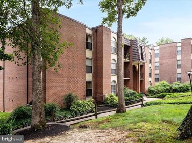 3334 WOODBURN VILLAGE DRIVE , Unit 33, ANNANDALE, VA 22003