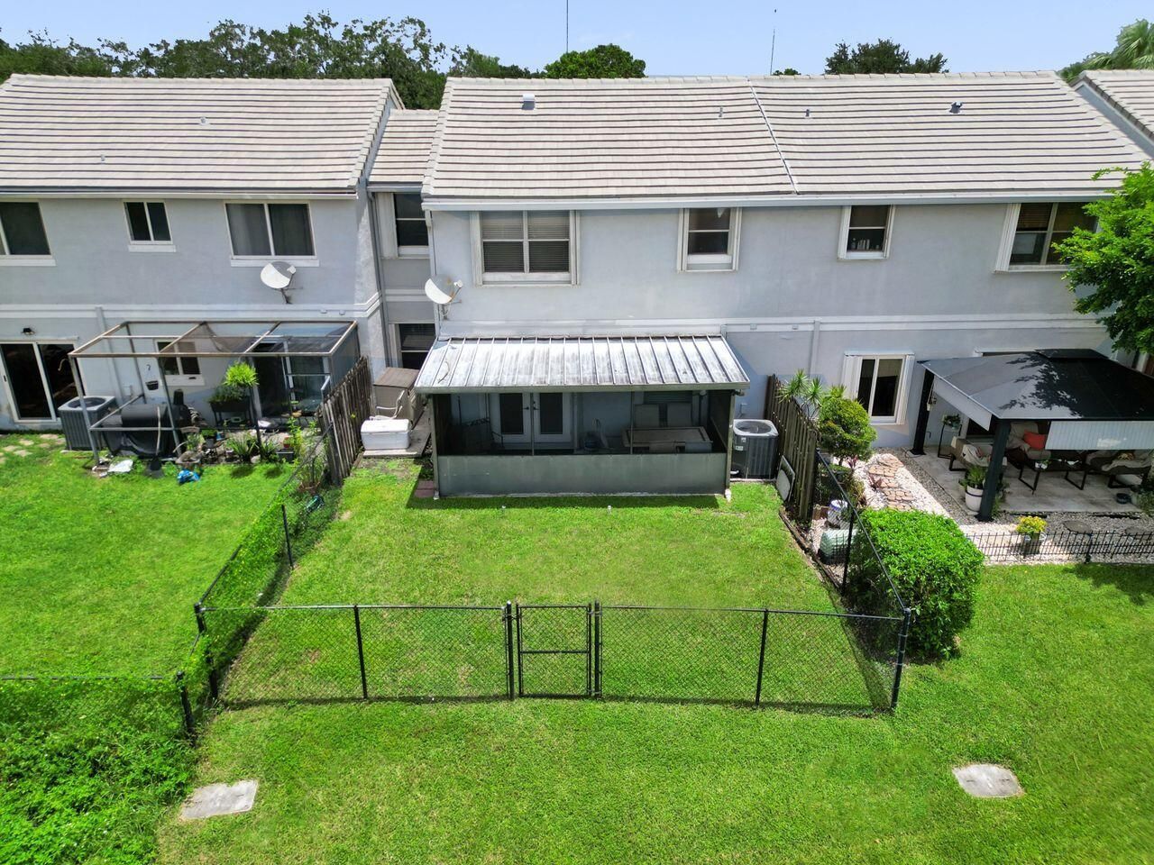 4737 Grapevine Way, Davie, FL 33331 Photo