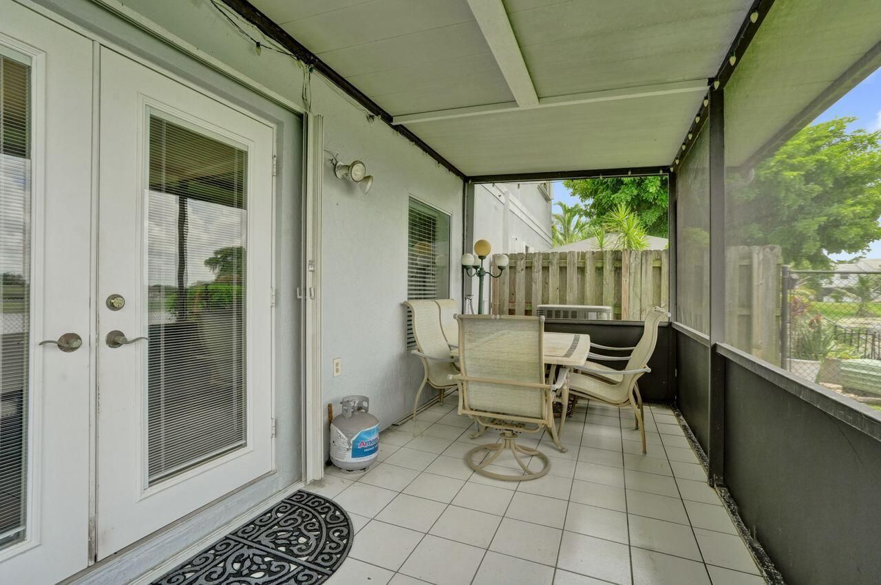 4737 Grapevine Way, Davie, FL 33331 Photo