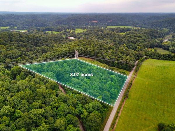 4 Cedar Hill Rd , White Bluff, TN 37187