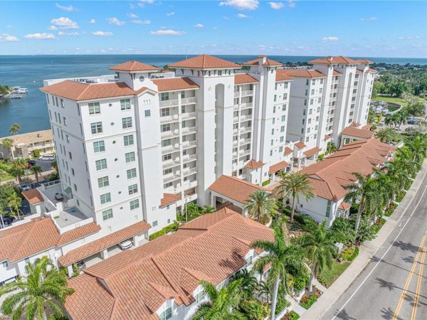 1325 SNELL ISLE BOULEVARD NE, Unit 812, ST PETERSBURG, FL 33704