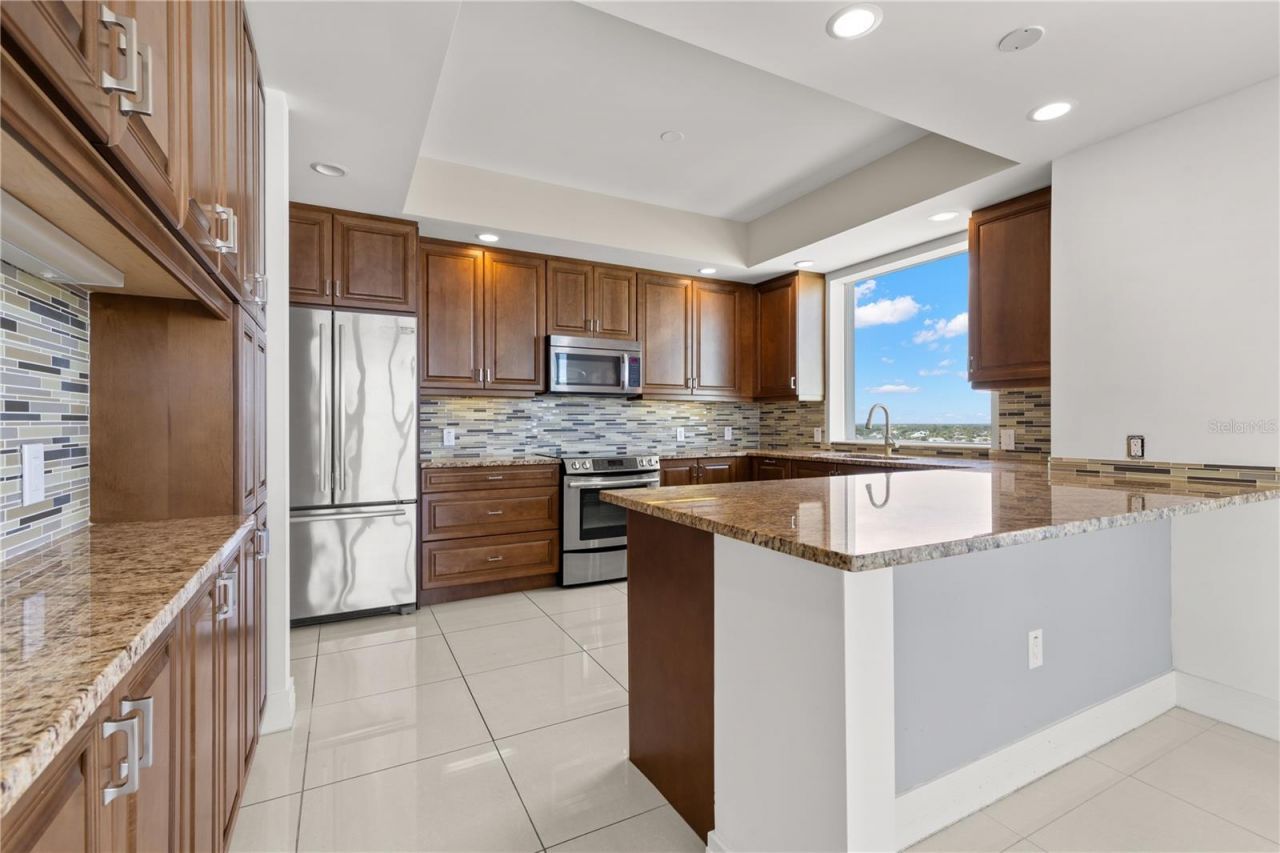 1325 Snell Isle Boulevard Ne, Unit 812, Saint Petersburg, FL 33704 Photo