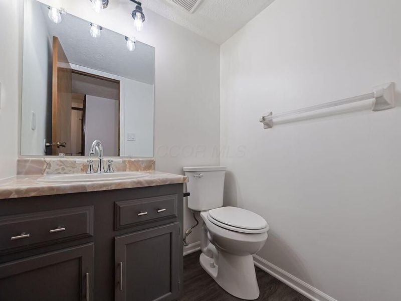 2256 Presley Drive, Grove City, OH 43123 Photo 19