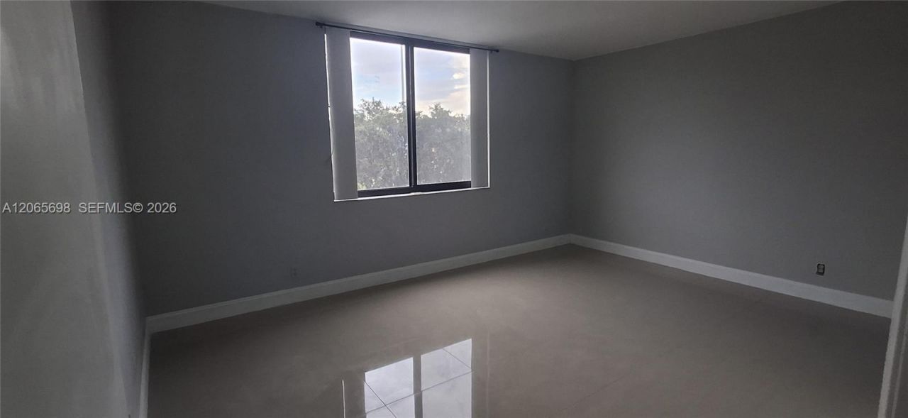 901 Hillcrest Dr, Unit 311, Hollywood, FL 33021 Photo