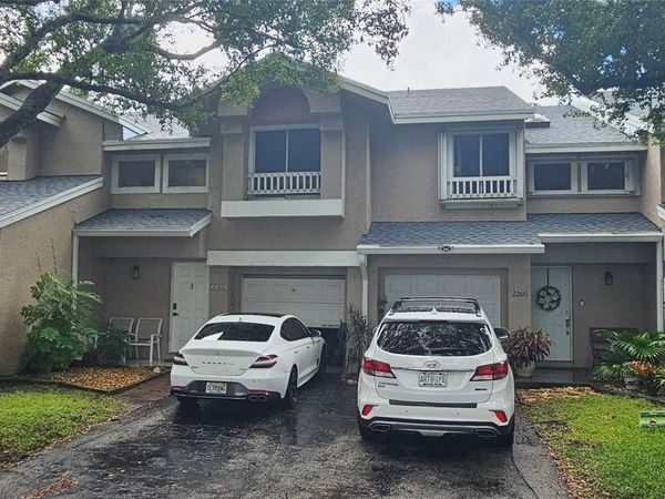 2262 Discovery Circle, Deerfield Beach, FL 33442