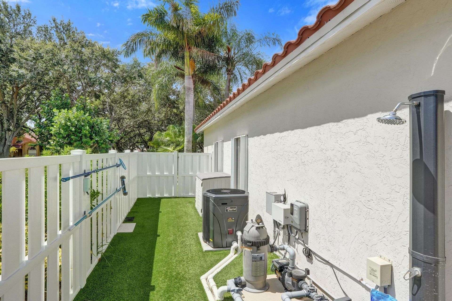 10729 Edinburgh Street, Cooper City, FL 33026 Photo