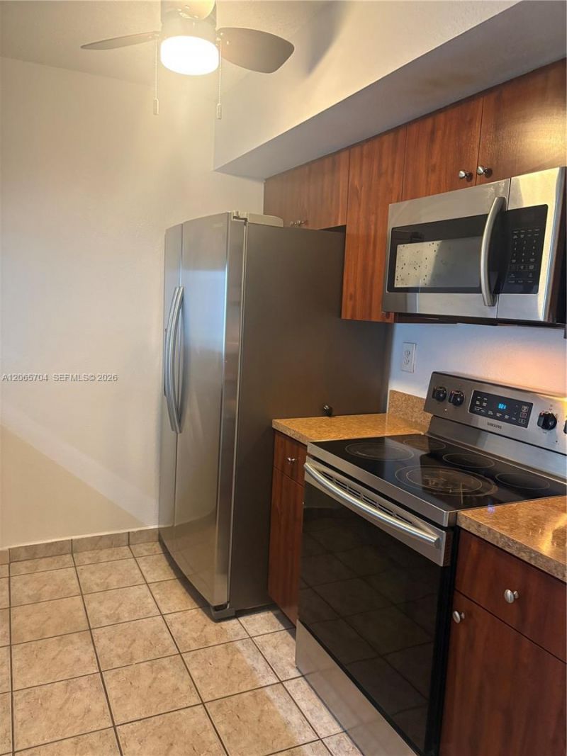 18236 Mediterranean Blvd , Unit 3-12, Hialeah, FL 33015 Photo